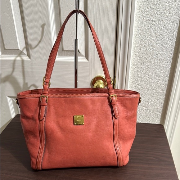 MCM Shoulder Bag in Leather - Picture 1 of 10